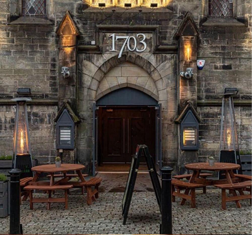 Rooms At 29 Bruce Street Dunfermline Zewnętrze zdjęcie
