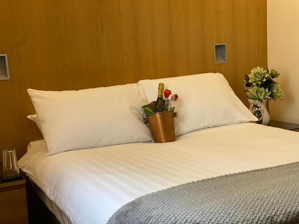 Rooms At 29 Bruce Street Dunfermline Zewnętrze zdjęcie