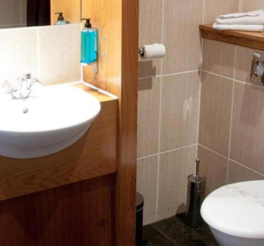 Rooms At 29 Bruce Street Dunfermline Zewnętrze zdjęcie